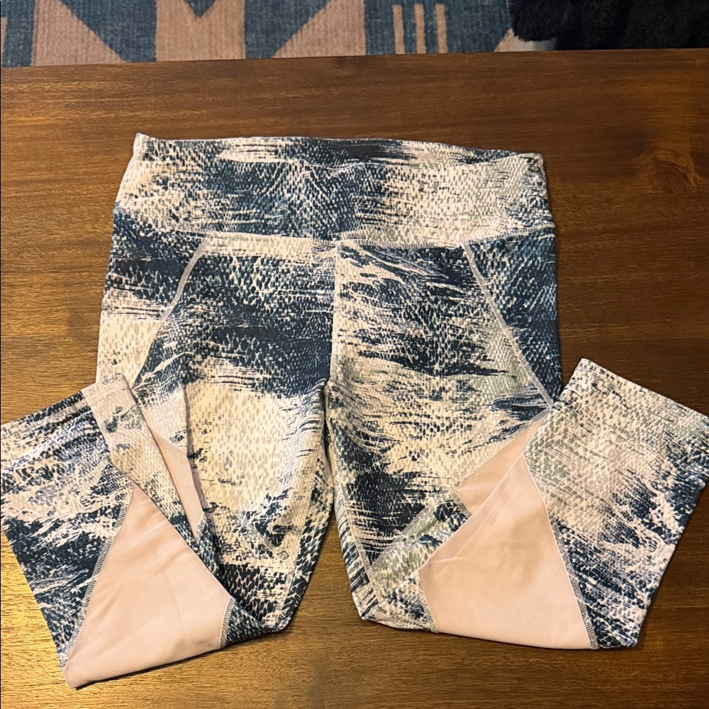 Blue and Cream Patterned Leggings